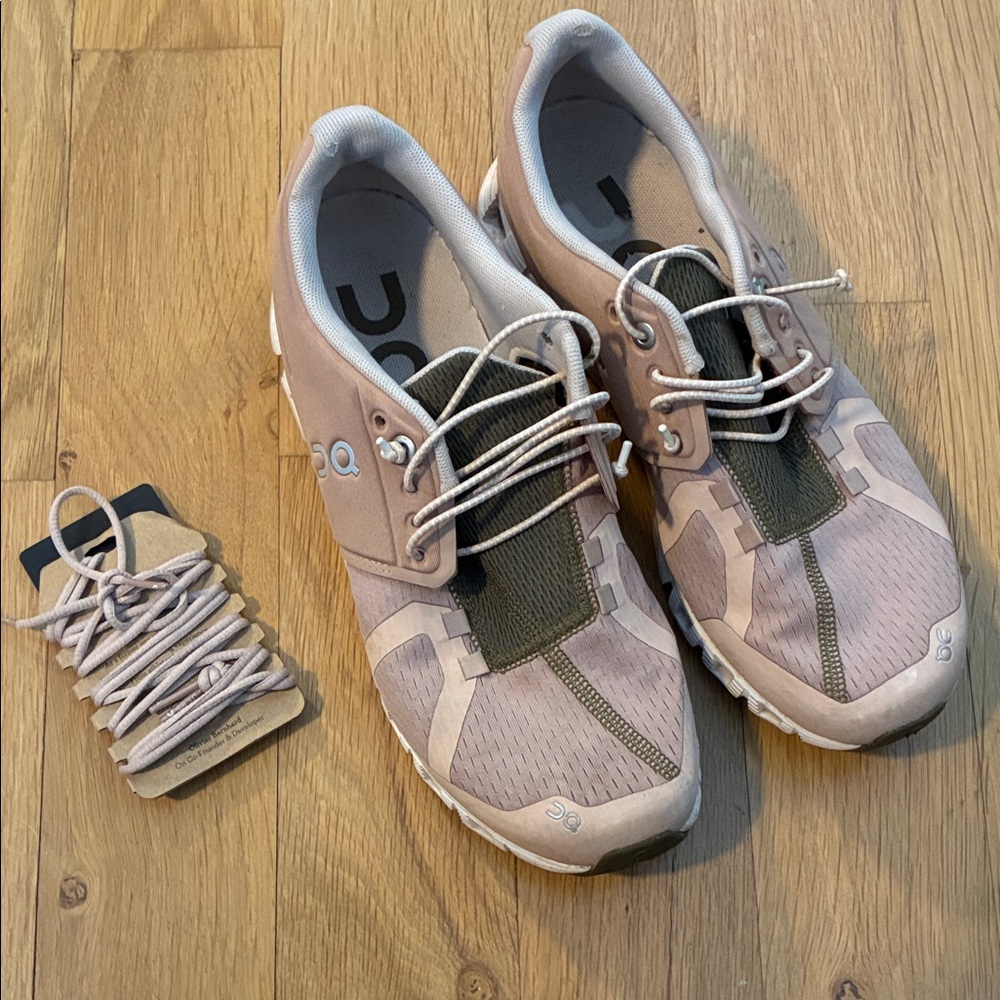 On Running Shoes 8.5